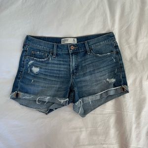 Abercrombie shorts size 6 / 28